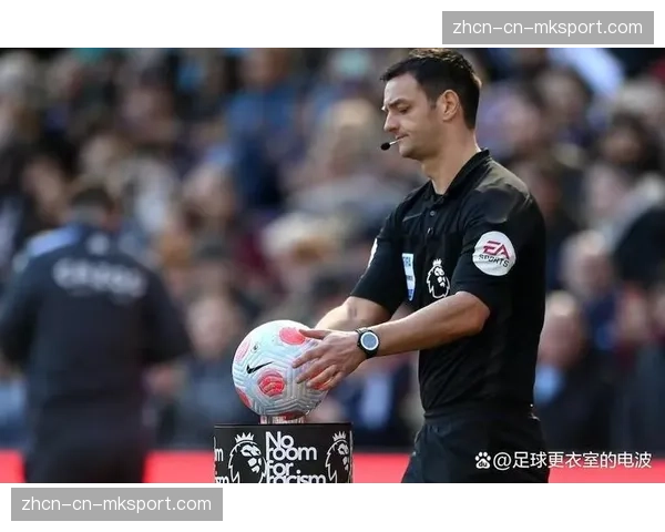 警方通报：一名男子因在网络对英超裁判进行死亡威胁被逮捕