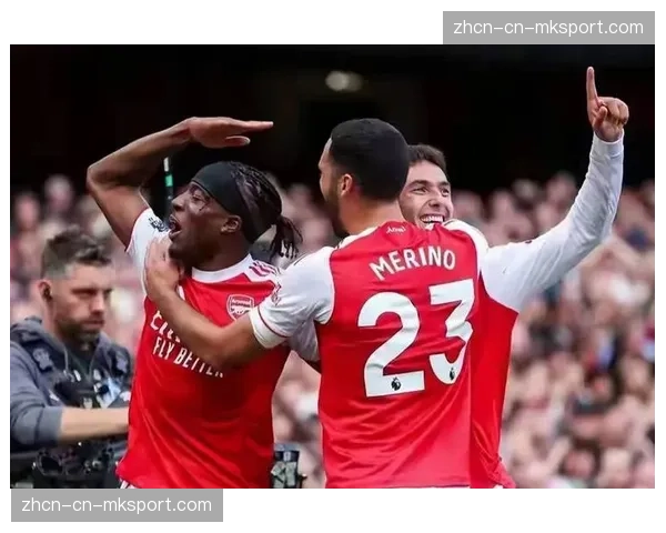 巴黎圣日耳曼将阿森纳边锋马丁内利列入夏窗引援名单